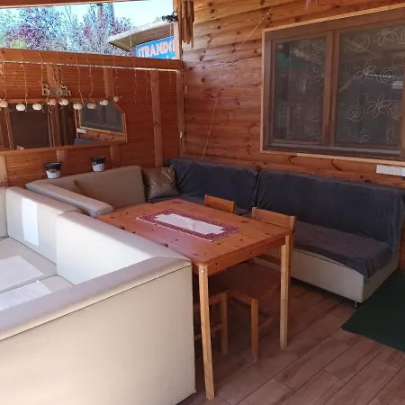 Katapult Apartman *